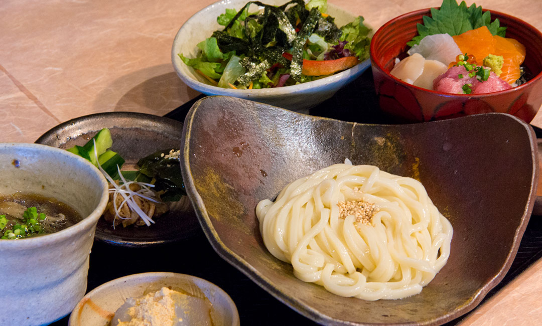 和モダンな古民家風 創作料理のお店 茜 白井市